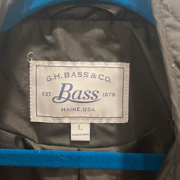 Bass olive green quilted vest - Picture 3 of 5